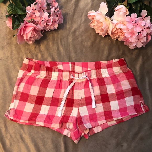 Old Navy flannel pajama shorts - Picture 1 of 2
